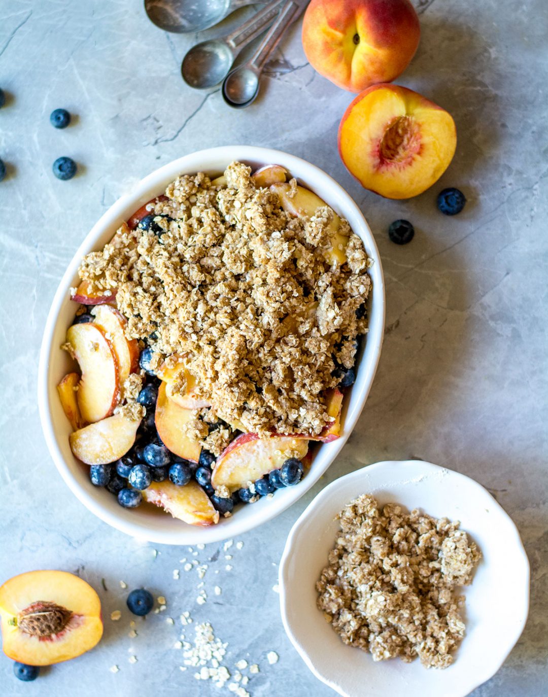 peach blueberry crisp with crumble topping unbaked